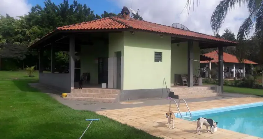 Chácara à venda com 2 quartos em Chácara Carolina, Itu - SP