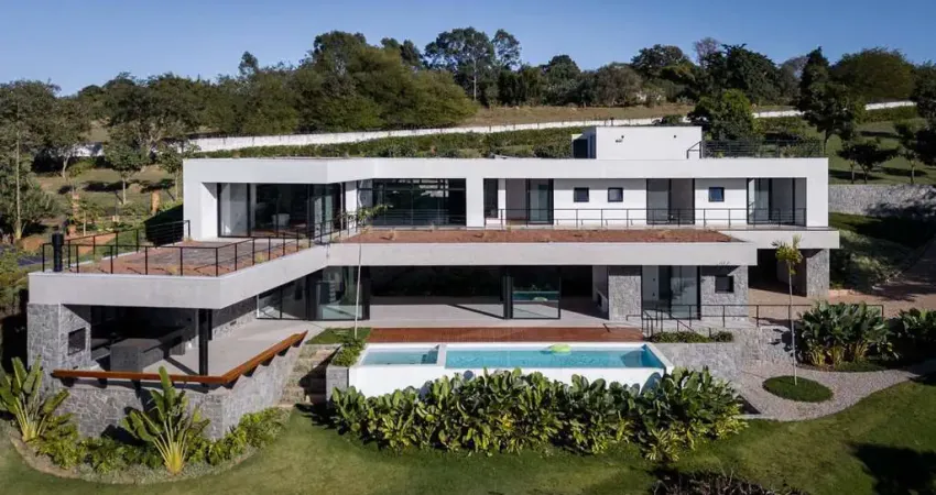Casa à venda com 5 quartos, sendo 5 suítes, no condomínio Paraíso Marriot, Itu - SP