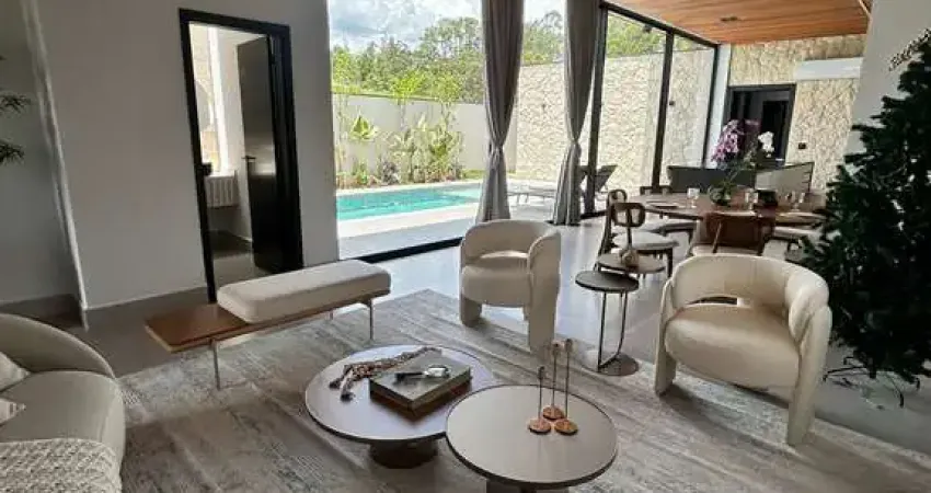 Casa à venda ou para alugar com 3 quartos, sendo 3 suítes, no condomínio Villas do Golf, Itu - SP