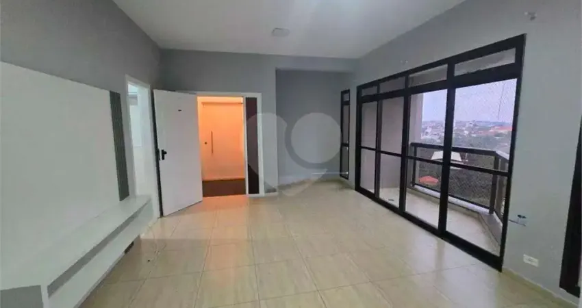 Apartamento para alugar com 3 quartos, sendo 1 suíte,  no condomínio Edifício Villa di Ravenna, Itu - SP