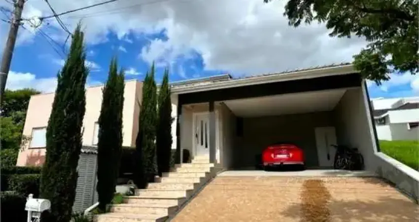 Casa  à venda com 3 quartos, sendo 1 suíte,  no condomínio Parque do Varvito, Itu - SP