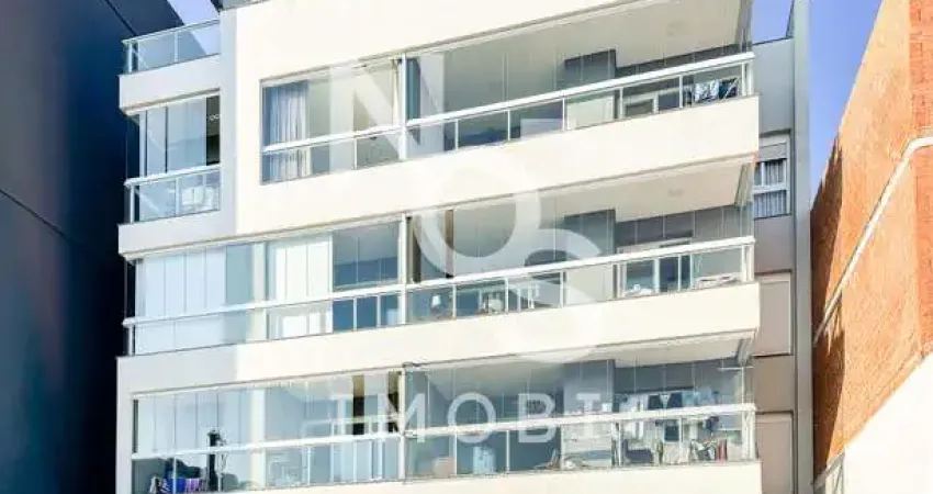 Apartamento amplo com 03 dormitórios no Bairro Aparecida em Flores da Cunha