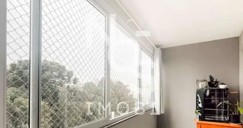 Apartamento de 02 dormitórios localizado no bairro petrópolis