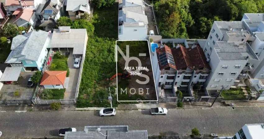 Terreno à venda na Rua padre F picolli, Vinhedos, Caxias do Sul