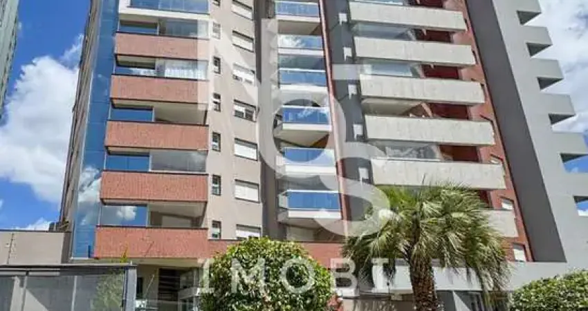 Apartamento semimobiliado com 03 suítes - Bairro Panazzolo
