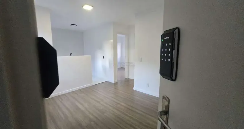 Apartamento condomínio clube 2 quartos Novo e desocupado Pronto para morar.