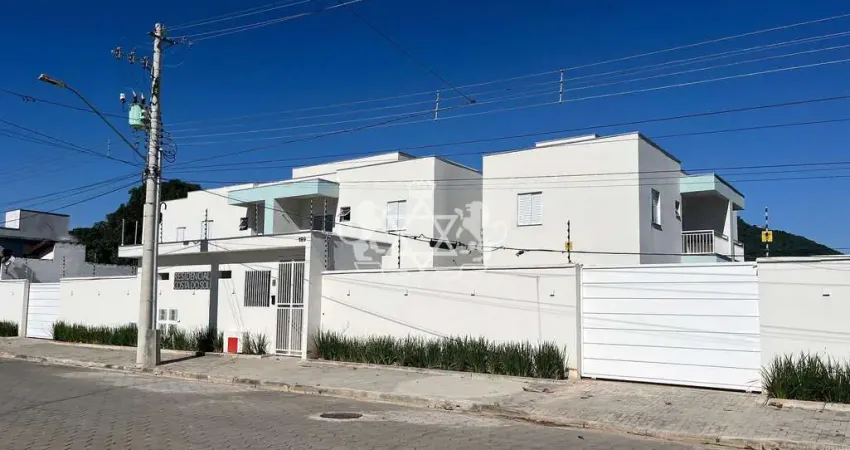 Apartamento à venda, 2 dormitórios, banheiro social no bairro do getuba, caraguatatuba, sp