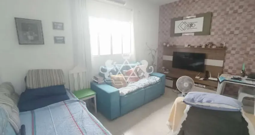 Casa residencial com 2 dormitórios à venda no bairro Golfinhos, em Caraguatatuba, Litoral Norte de