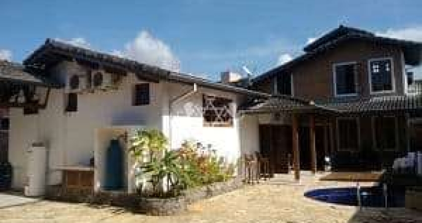 Casa com 3 quartos à venda no Centro, Ubatuba 