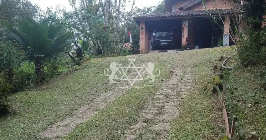 Chácara / sítio com 4 quartos à venda na Zona Rural, Paraibuna 