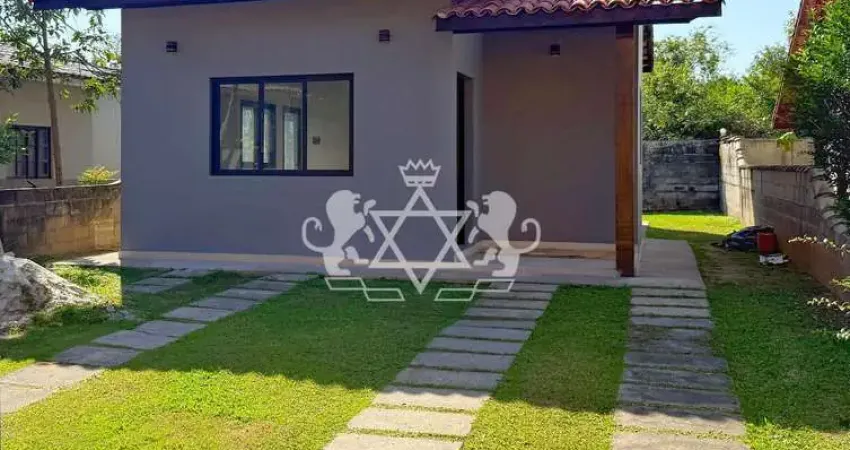 Casa em condomínio fechado com 2 quartos à venda na Praia da Enseada, São Sebastião