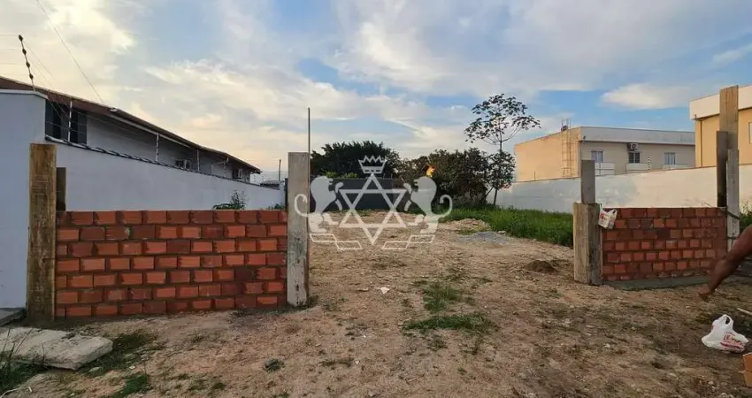 Terreno à venda no Balneário dos Golfinhos, Caraguatatuba