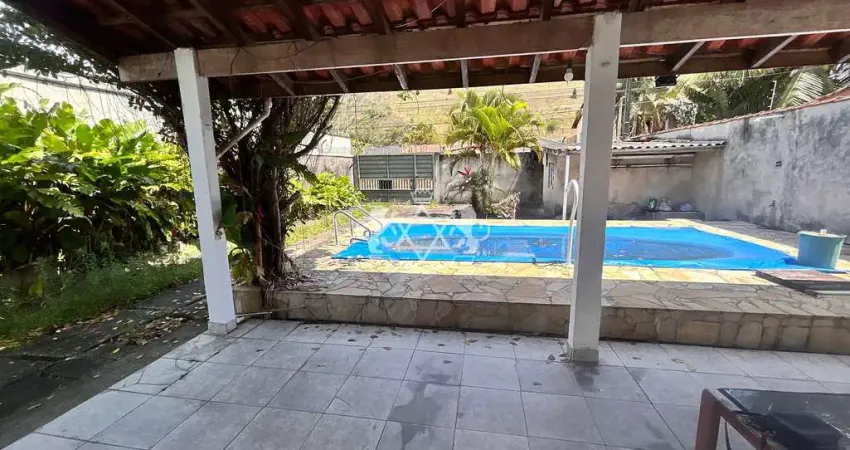 Casa com potencial incrível à venda, prainha, caraguatatuba, sp