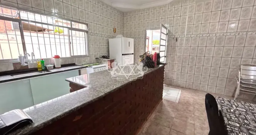 Casa com 3 quartos à venda na Rua Castro Alves, 359, Canto do Mar, São Sebastião