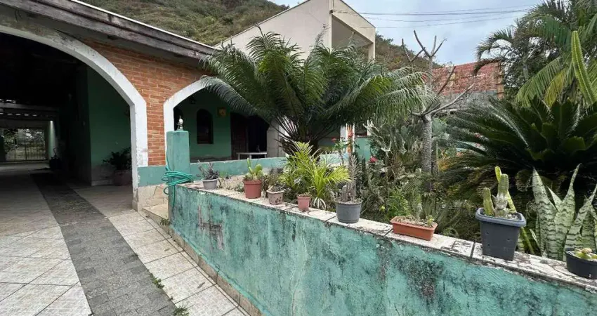 Casa com 3 quartos à venda no Sumaré, Caraguatatuba