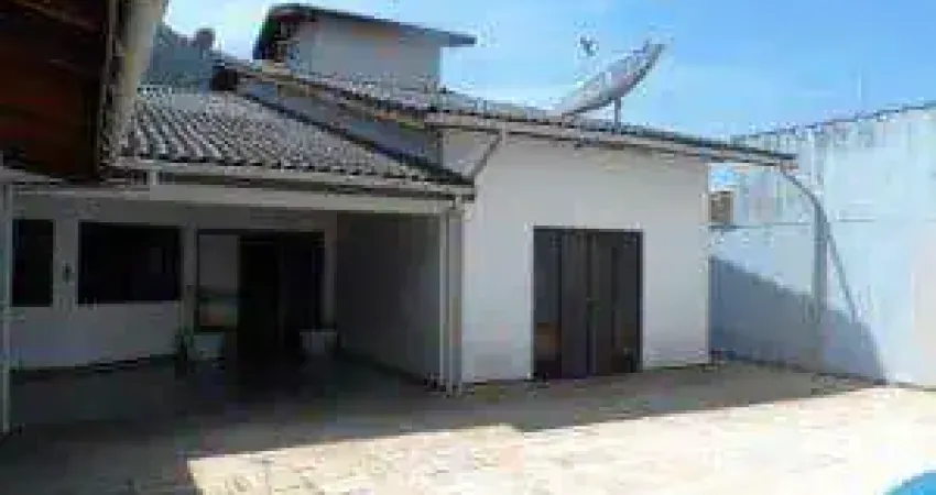 Casa com 3 quartos à venda no Sumaré, Caraguatatuba