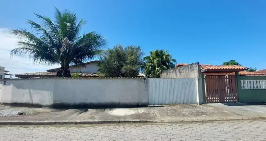Casa a venda em fase final de acabamento, 03 dormitorios sendo uma suite, excelente metragem de terreno, pontal de santa marina, caraguatatuba, sp