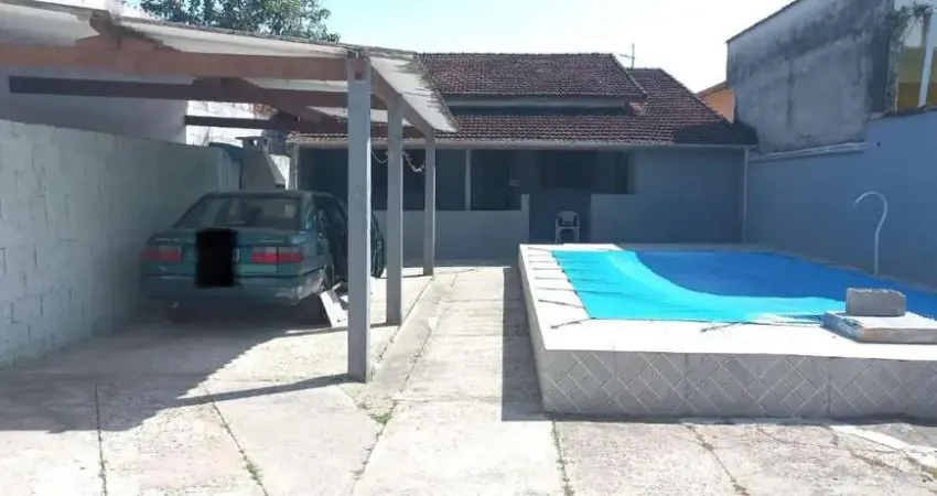 Excelente casa com 2 dorm sendo 1 suite, com piscina + edicula com entrada independente a venda, barranco alto, caraguatatuba, sp