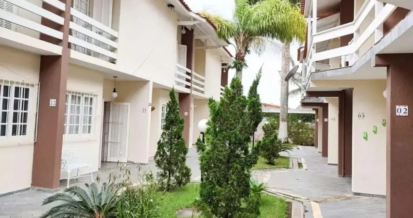 Casa com 2 quartos à venda no Balneário Copacabana, Caraguatatuba