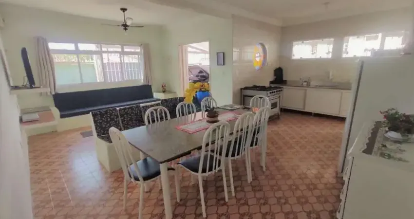 Excelente casa a venda, proximo a praia martim de sa, documentacao ok, caraguatatuba, litoral norte de sao paulo