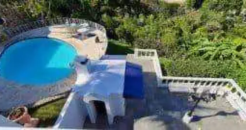 Casa em condomínio fechado com 4 quartos à venda na Praia da Cocanha, Caraguatatuba