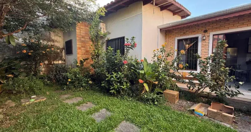 Casa com 3 quartos à venda no Martim de Sá, Caraguatatuba