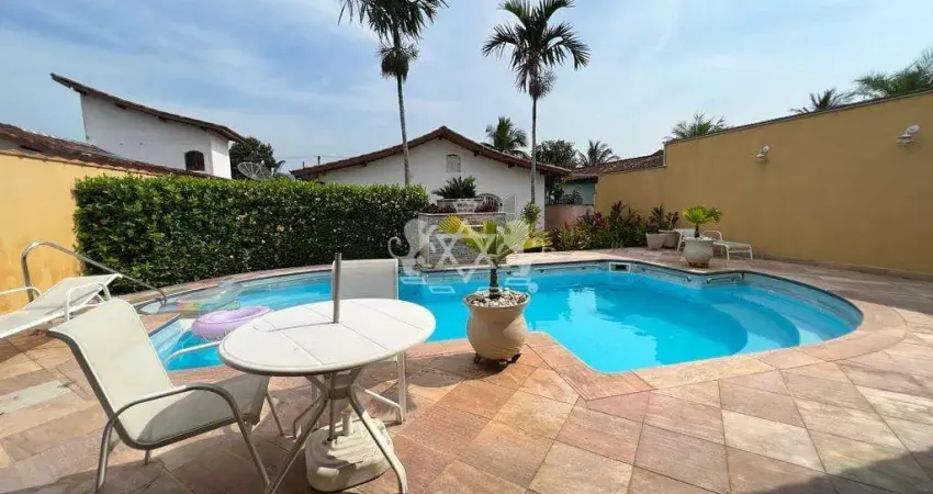 Casa à venda c/3 dorms, piscina no Porto Novo, Caraguatatuba, SP