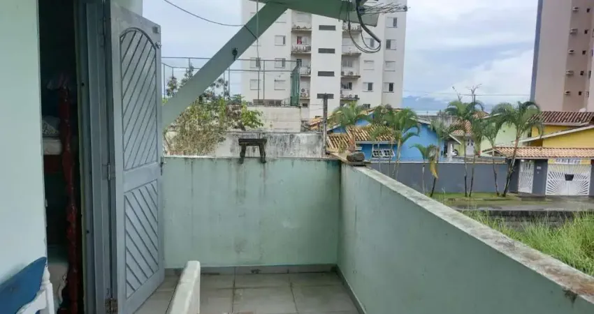 Casa a venda a apenas 1 quadra da praia no bairro poiares, caraguatatuba sp