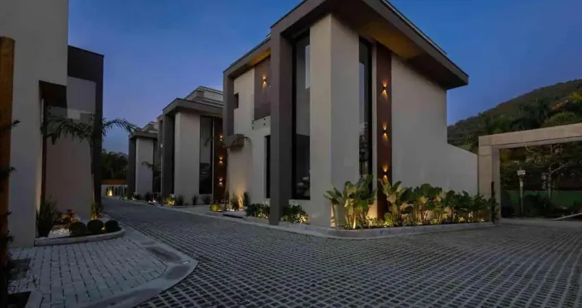 Sobrado em condominio com piscina privativa a venda, camburi, sao sebastiao, sp