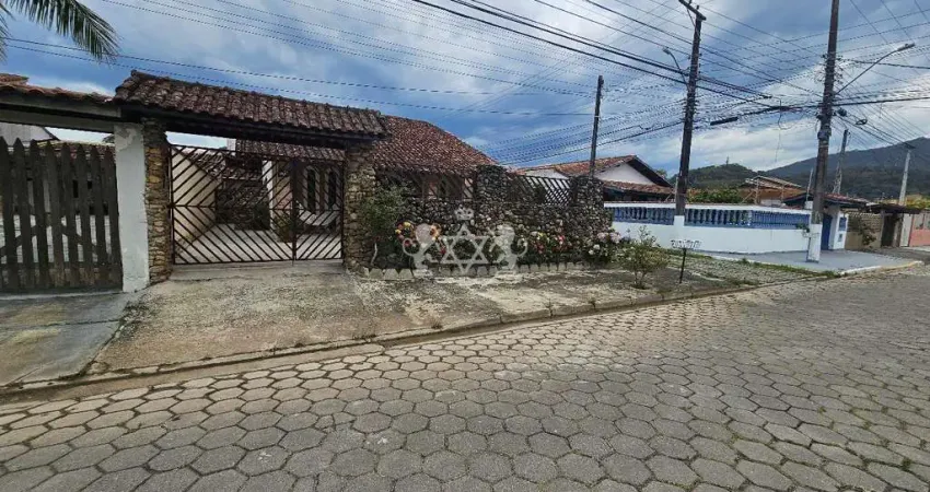 Casa com 5 dormitórios e piscina à Venda, Martim de Sá , Caraguatatuba, SP