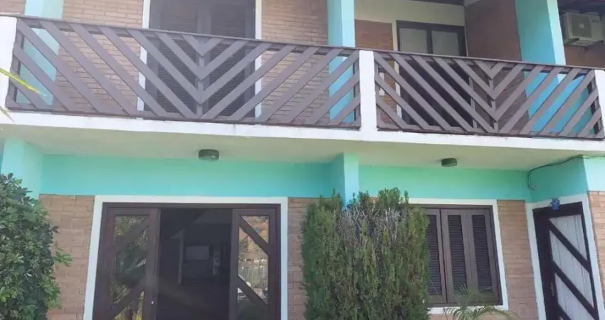 Sobrado a venda, com 3 dormitorios e 3 banheiros na martim de sa, caraguatatuba, sp