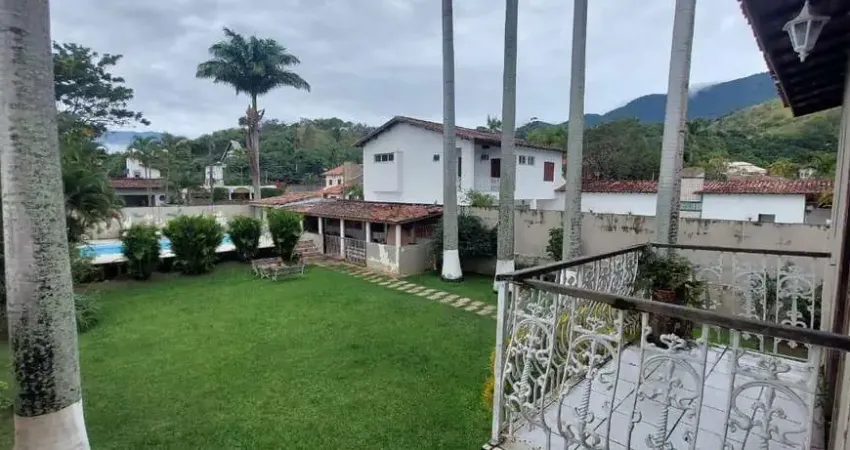 Oportunidade de casa a venda, 100 metros da praia do arrastao, 06 suites, 1404m2 area total, sao sebastiao, sp