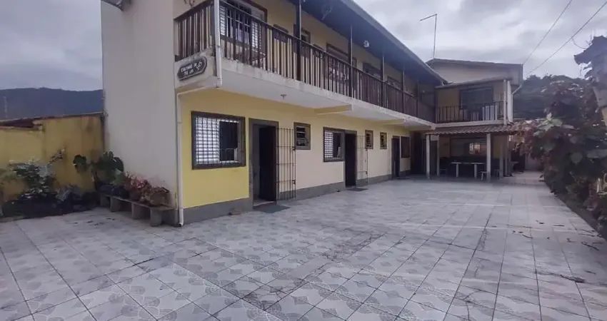 Casa com 6 quartos à venda no Prainha, Caraguatatuba