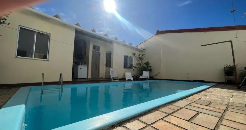 Casa a venda, jardim porto novo, caraguatatuba, sp, com excelente localizacao em frente a praia, casa terrea.