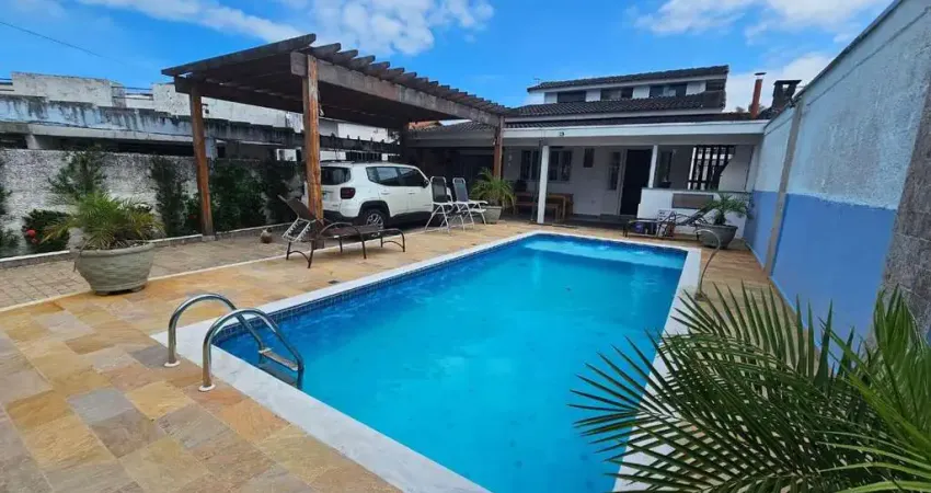 Casa com 3 quartos à venda na Vila Atlântica, Caraguatatuba