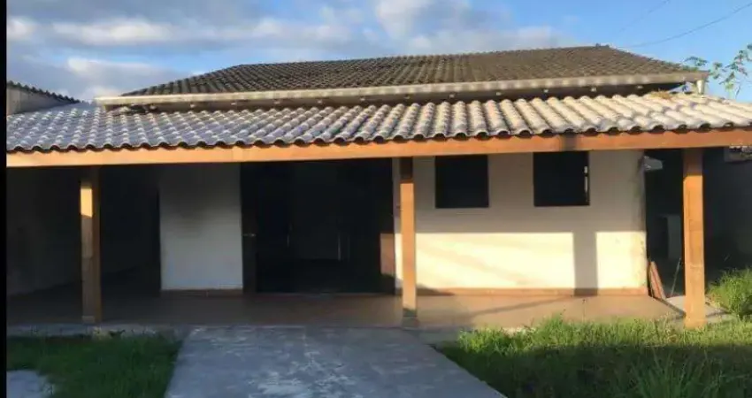 Casa nova, conceito aberto contemporaneo, espacosa e bem arejada morro do algodao , rio marinas, caraguatatuba, sp