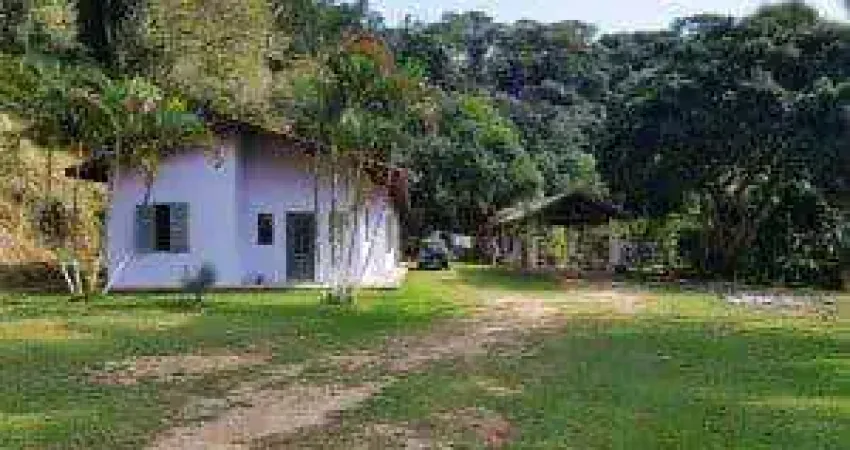 Chácara / sítio com 3 quartos à venda no Getuba, Caraguatatuba