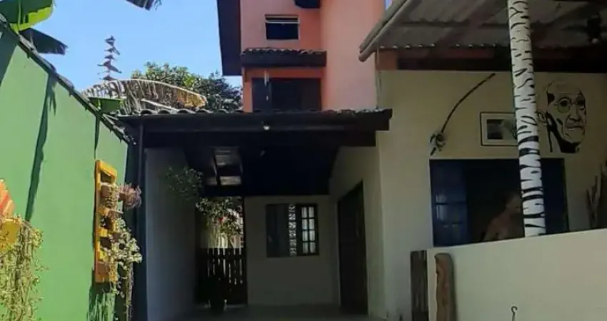 Casa c/ edicula a venda com area total 315 m2 , martim de sa, caraguatatuba, sp