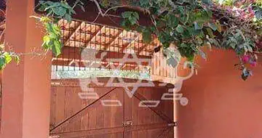 Ótima oportunidade de sobrado à venda para morar ou investir c/ 400 m2 no bairro da Massaguaçu em Caraguatatuba. Agende a sua visita.