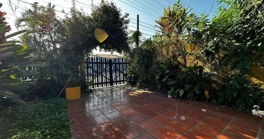Casa com 2 quartos à venda na Praia das Palmeiras, Caraguatatuba