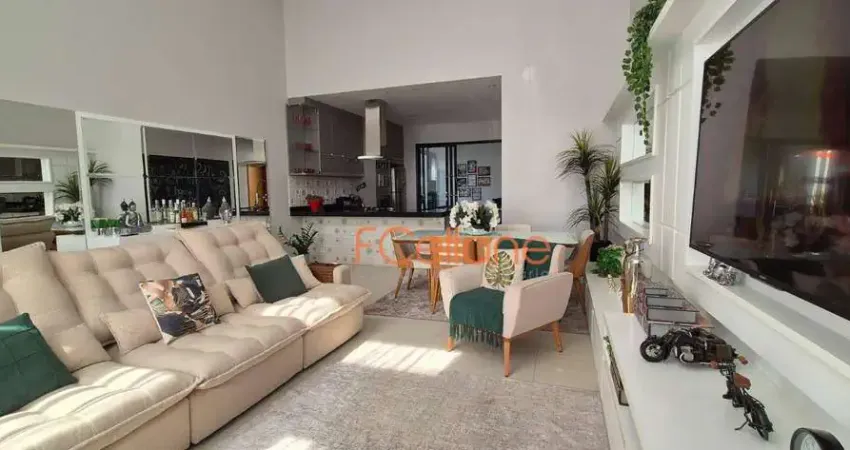 Casa à venda - Condomínio Dona Lucilla - Indaiatuba/SP