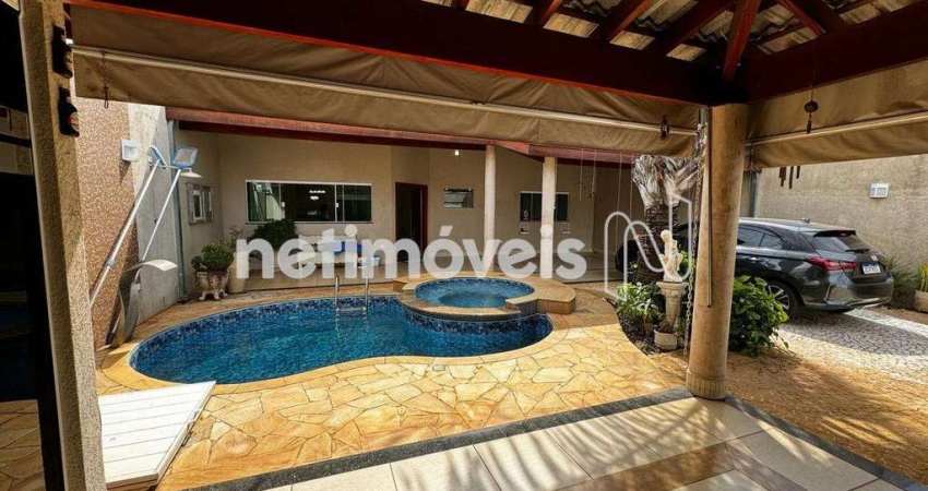 Casa com 3 quartos à venda na Rua Doutor Wanthuildes Irajaya Lobo, Jardim Terramérica III, Americana