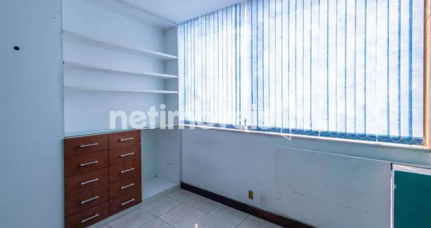Sala comercial para alugar na Avenida Tancredo Neves, Caminho das Árvores, Salvador