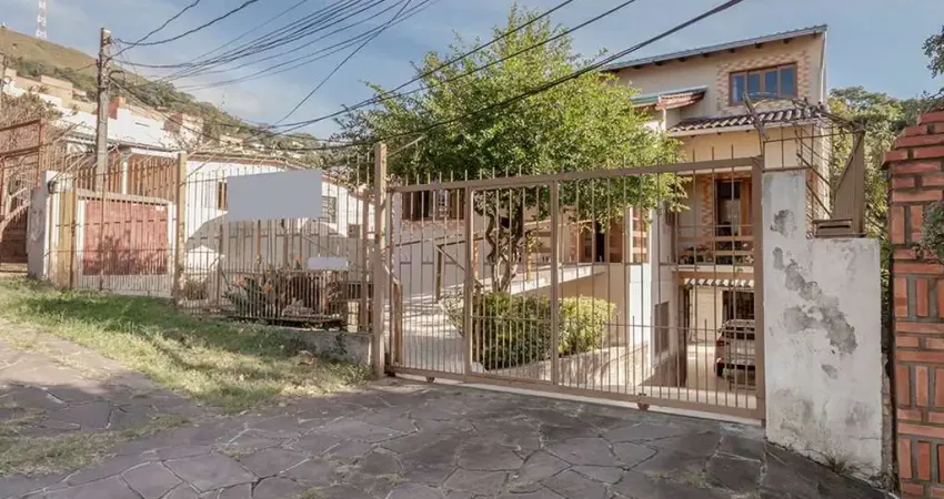 Casa com 5 quartos à venda na Rua Patrimonio, 119, Glória, Porto Alegre