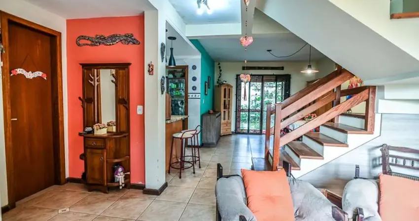 Casa em Condomínio para venda no Bairro Serraria em Porto Alegre