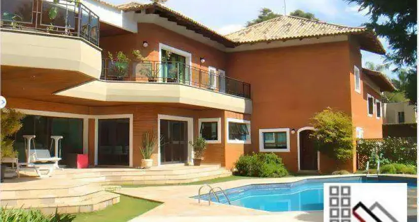 CASA DE ALTÍSSIMO PADRÃO 5 DORMITÓRIOS (850m²), 5 SUÍTES, VARANDAS, 12 VAGAS. VIVER EM TAMBORÉ É PRÓXIMO DA NATUREZA