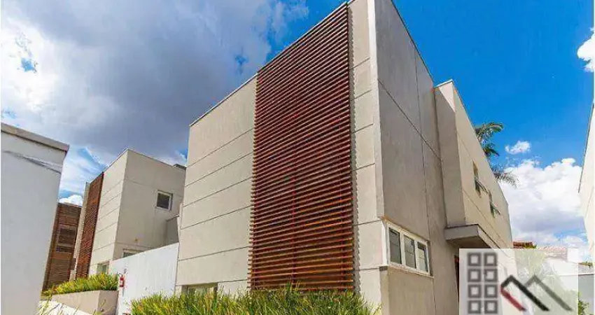 Casa de Alto Padrão em Condomínio 4 Dormitórios (525,09m²), 4 Suítes, 5 Vagas. Próximo do Shopping Morumbi