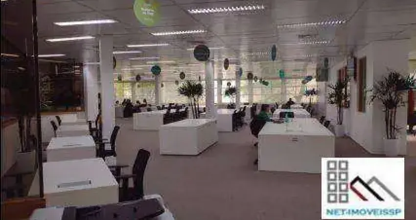GALPÃO COMERCIAL (20.500m²), 12 BANHEIROS, 20 VAGAS. RARIDADE, ÁREA ESTRATÉGICA EM SANTO AMARO