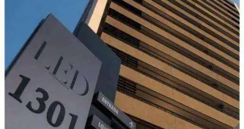 Conjunto comercial cobertura (1.717,97m²), 6 banheiros, 10 vagas. a poucos metros do fórum trabalhista