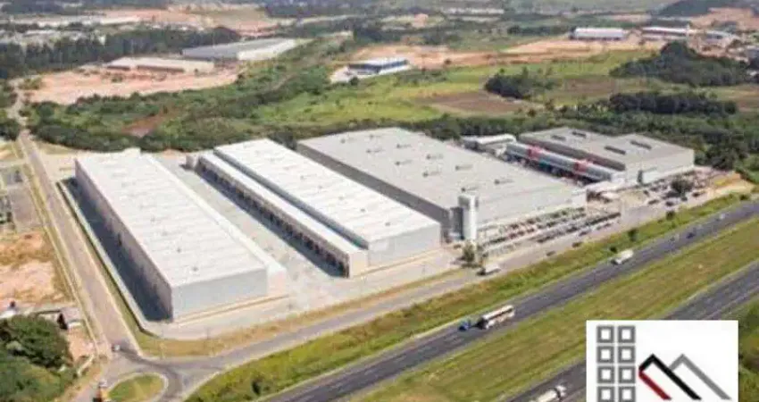 Galpão logístico (1.438m²), 6 banheiros, 9 vagas. ao lado da rodovia bandeirantes em jundiaí